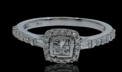 18K White Gold Princess cut Diamond Halo Engagement ring