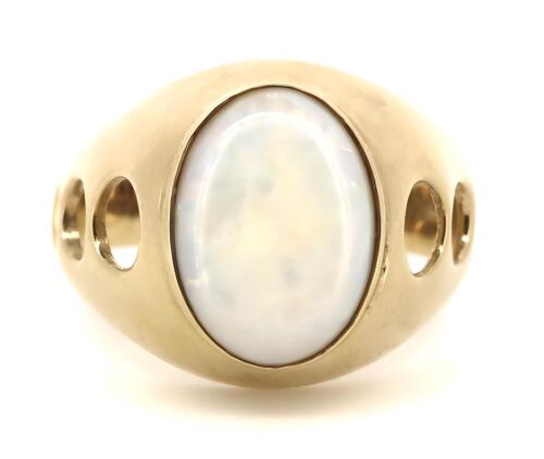 9K Yellow Gold, 3.21ct Coober Pedy Opal, Statement Ring