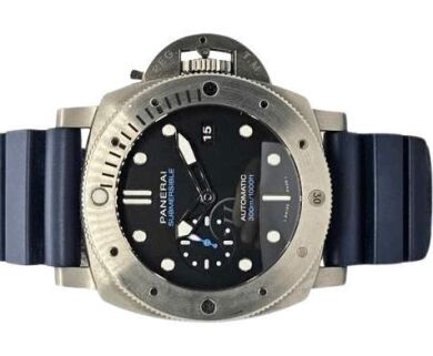 Panerai Submersible PAM01305 47MM (2022)