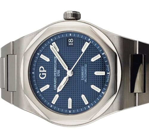 Girard Perregaux Laureato Blue Dial