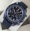 Omega Speedmaster Dark Side of The Moon 311.92.44.51.01.007 (2022) - 3