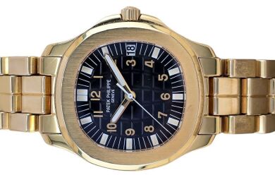 Patek Philippe Aquanaut Jumbo 5065J Very Rare Factory Bracelet