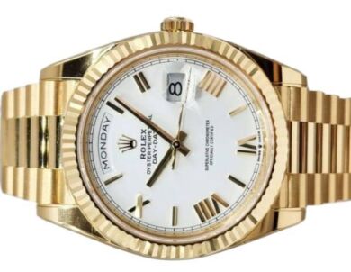 Rolex Day-Date 40, 18K Yellow Gold, 2022 Box and Papers