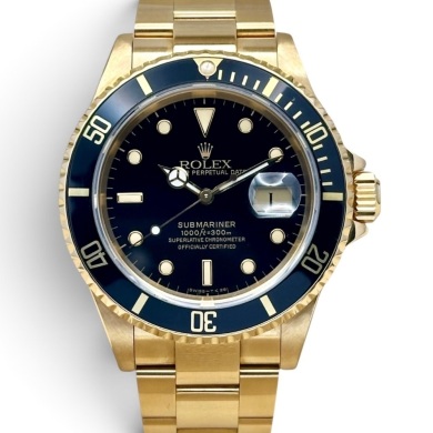 Rolex Submariner Date 16618 18K Yellow Gold - EXCELLENT VINTAGE CONDITION!!